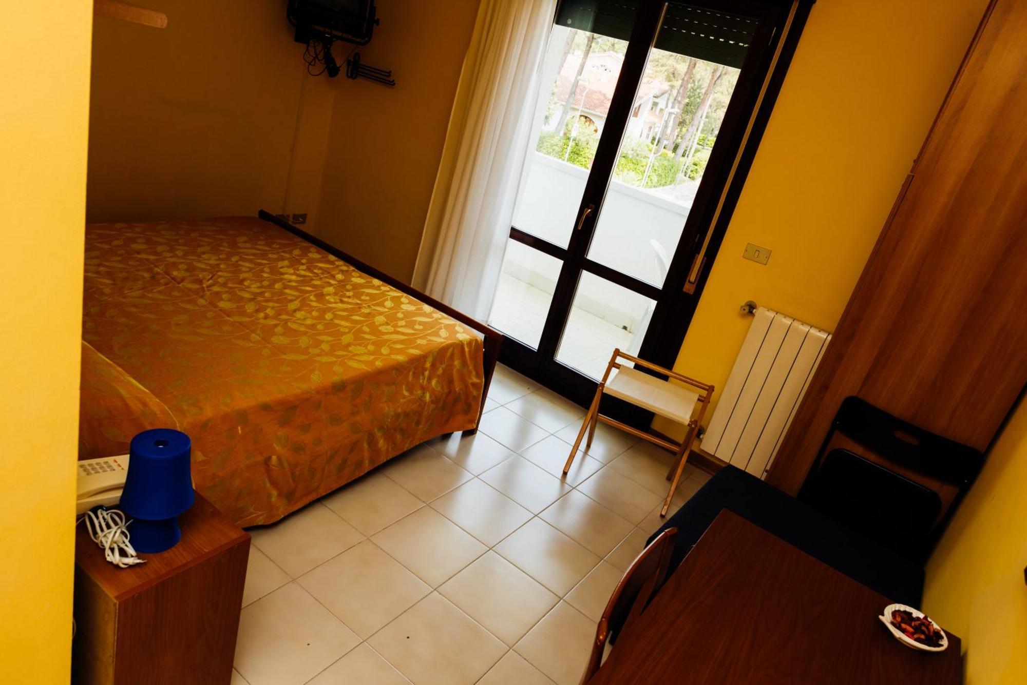 Hotel Rosa Dei Venti Lignano Sabbiadoro Ruang foto